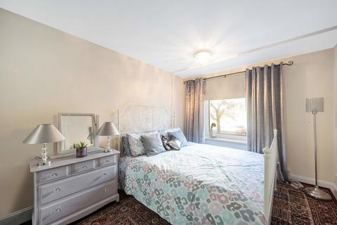 Flat 1/2, 5 Broomhill Path, Glasgow, G11 7AL