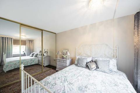 Flat 1/2, 5 Broomhill Path, Glasgow, G11 7AL