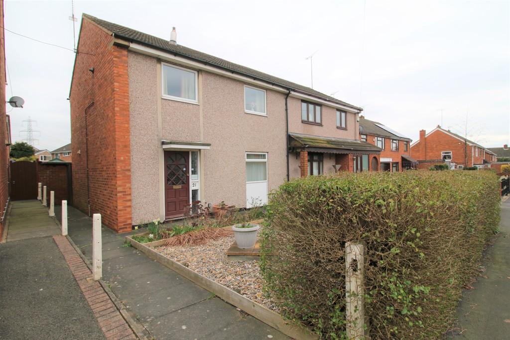 Humphrey Davy Road, Bedworth 3 bed semidetached house £152,500