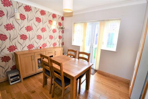 44 Devonshire Road, Salford, M6 8HZ
