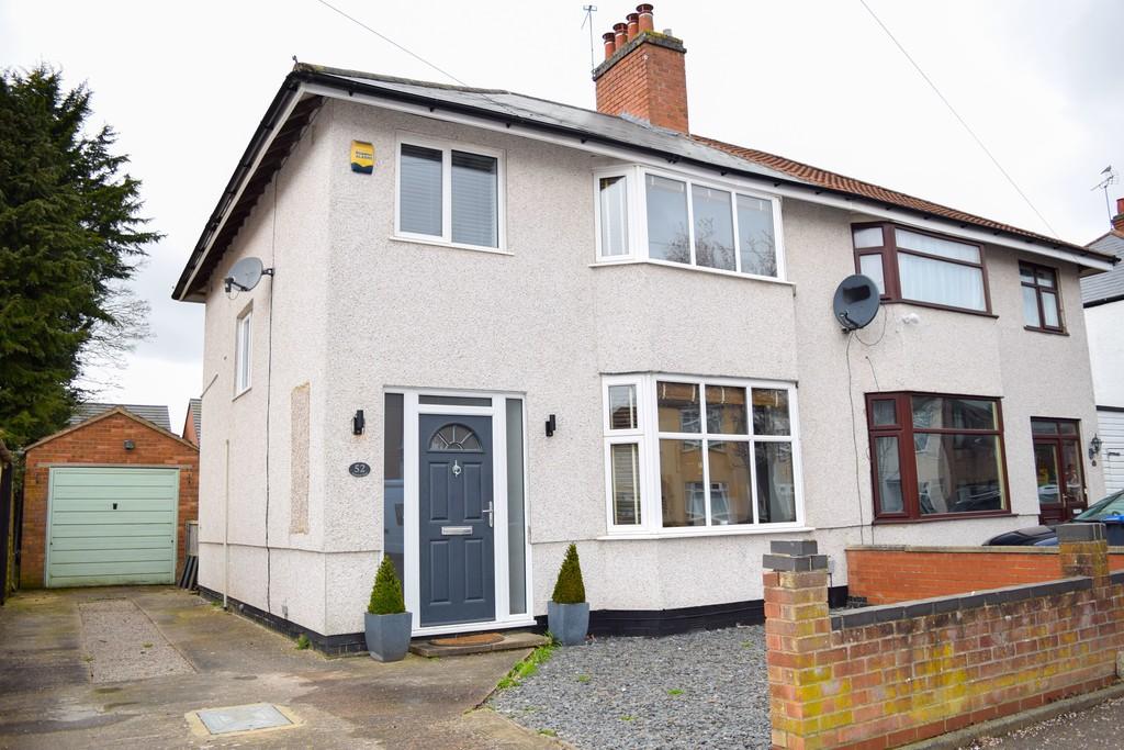 Eastlands Road, Rugby, CV21 3RP 3 bed semidetached house £260,000