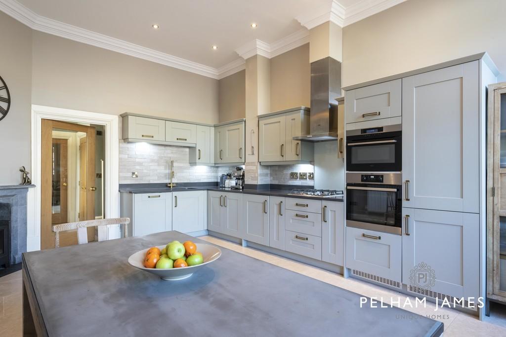 Large Kitchen Diner