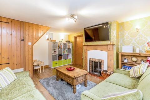 2 Chapel Row, Great Billing, Northampton, NN3 9DY
