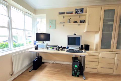 4 Broadley Croft, Welton, Brough, HU15 1TD