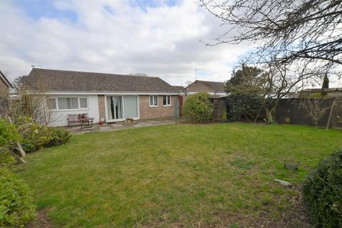 36 Browning Drive, Bicester, OX26 2XN