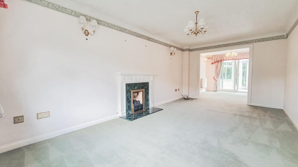 Rivershill, Watton At Stone 4 bed detached house £1,475 pcm (£340 pw)