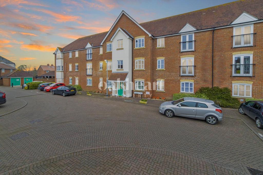 Brendon Court, Tiptree 2 bed apartment £170,000