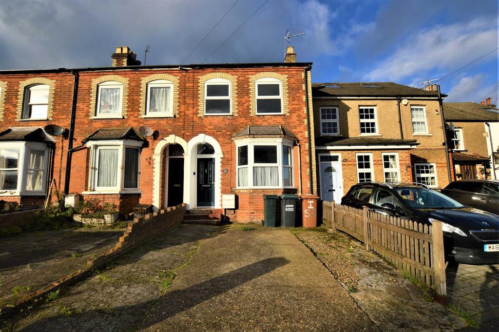New Road, Croxley Green 3 bed end of terrace house £565,000
