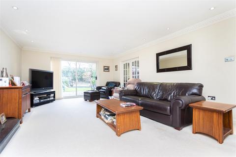 23 Dunkeld Road, Bournemouth, BH3 7EN