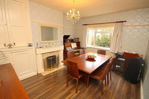 36 Central Avenue, Syston, Leicester, LE7 2EE