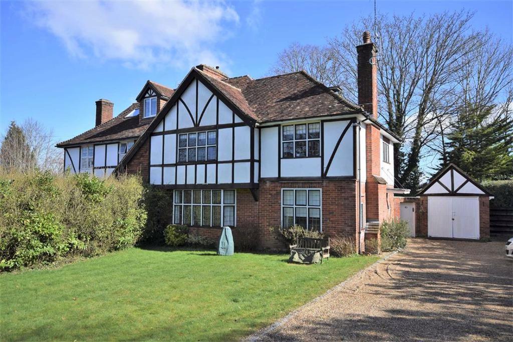 Firgrove Hill, Farnham, Surrey 1 bed apartment £325,000