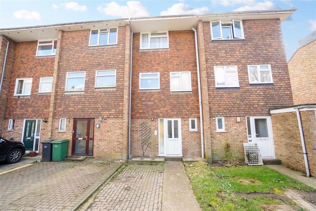 Edwin Road, Hastings, East Sussex 3 bed terraced house £265,000
