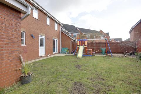 3 Alder Close, Brough, HU15 1ST