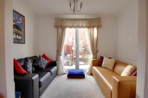 3 Alder Close, Brough, HU15 1ST