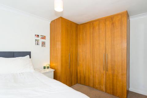 3 Leicester Close, Worcester Park, KT4 8TJ