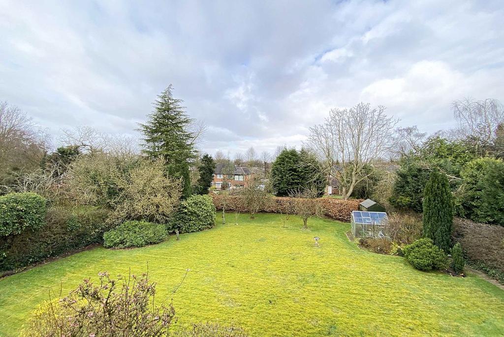 Grey Road, Altrincham, Cheshire 4 bed detached house £900,000