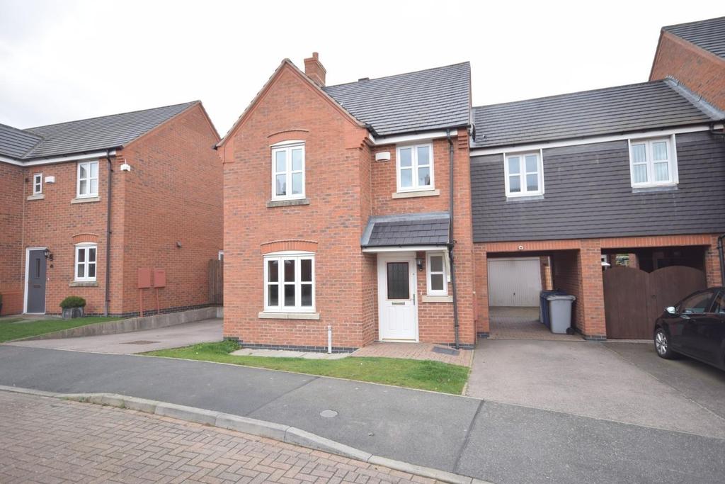 NO CHAIN House Martin Close, Desborough 4 bed link detached house £