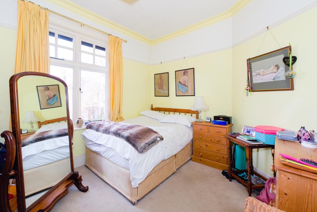 Bedroom.jpg
