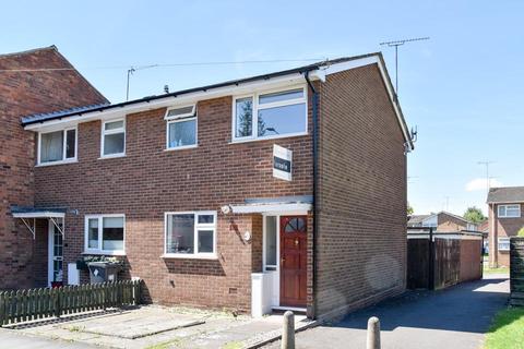 63 Lakin Road, Warwick, CV34 5BU