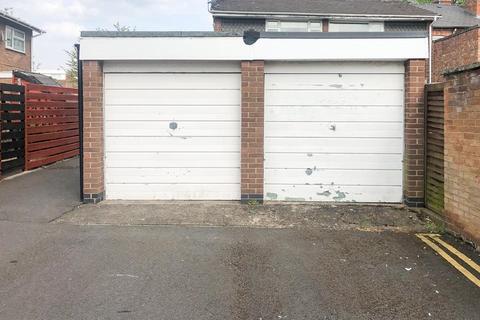 63 Lakin Road, Warwick, CV34 5BU