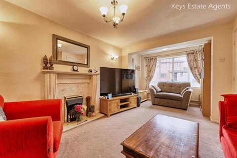 16 Tregenna Close, Stoke-on-trent, ST3 7UL