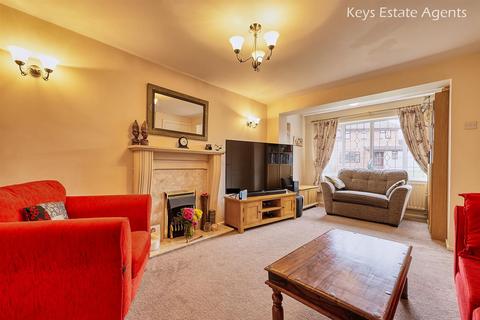 16 Tregenna Close, Stoke-on-trent, ST3 7UL