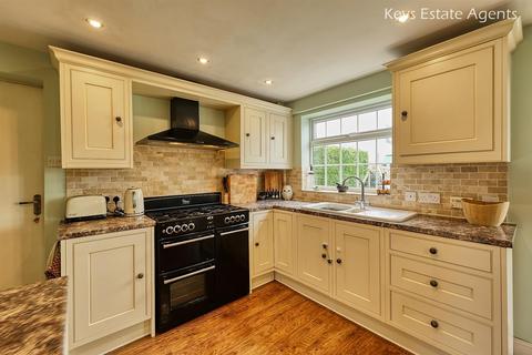 16 Tregenna Close, Stoke-on-trent, ST3 7UL
