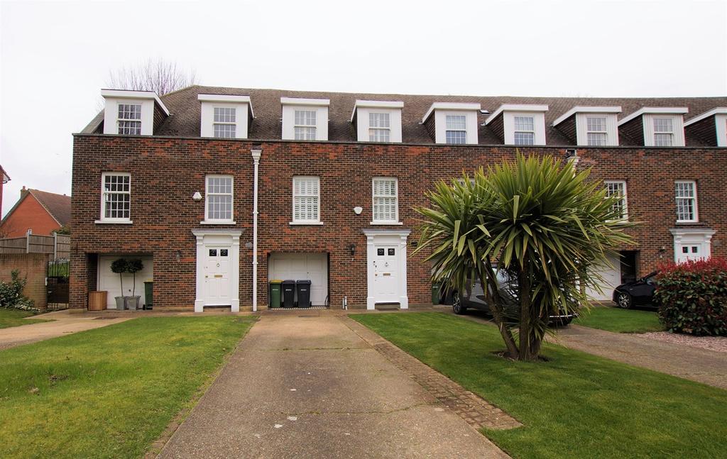 Rectory Garth, Rayleigh, SS6 4 bed townhouse £575,000