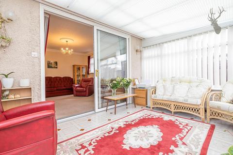 15 Orchard Drive, Theydon Bois, Epping, CM16 7DH