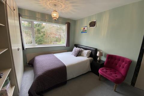 17 Copperbeech Close, Birmingham, B32 2HT