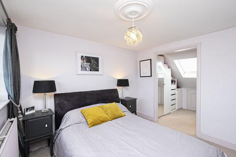 26a Rous Road, Buckhurst Hill, IG9 6BW
