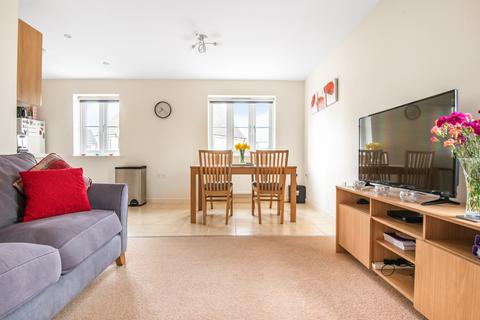 8 Chambers Court, Faringdon, SN7 7FS