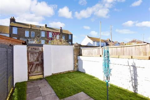 141 Berridge Road, Sheerness, ME12 2AF