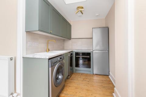 1 bedroom flat to rent, Bothwell Street, Easter Road, Edinburgh, EH7