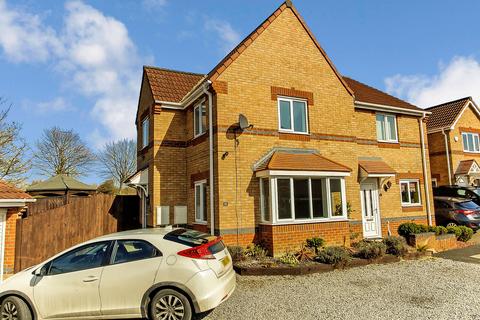 3 bedroom semi-detached house to rent, Merlin Court, Newton Aycliffe DL5