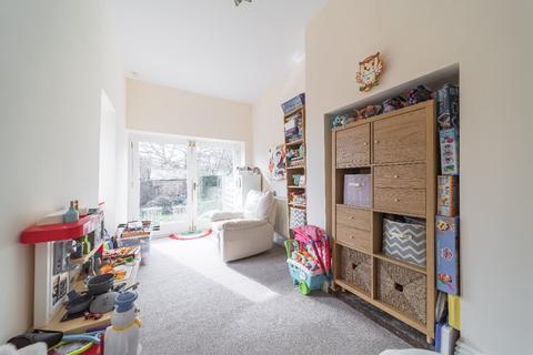 57 Grove Road, Sheffield, S7 2GY