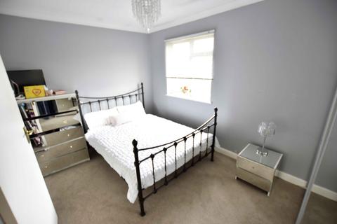 6 Deerhurst Close, Feltham, TW13 7HU