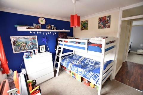 6 Deerhurst Close, Feltham, TW13 7HU