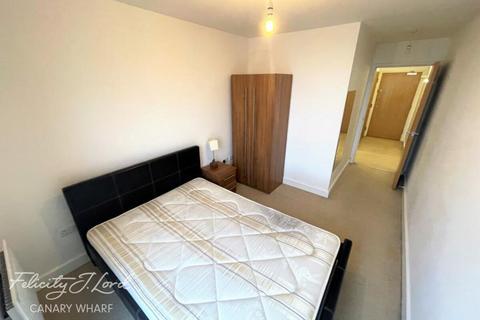 2 bedroom apartment to rent, Blackwall Way, London