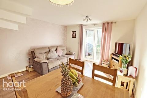 36 Alnwick Way, Grantham, NG31 8UJ