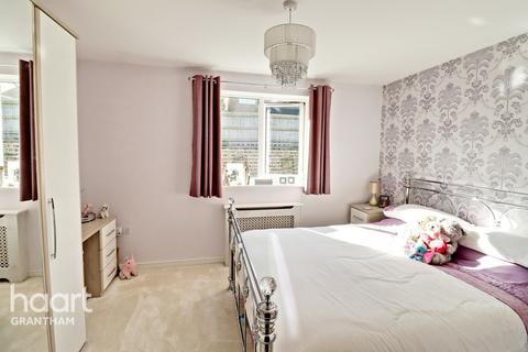 36 Alnwick Way, Grantham, NG31 8UJ