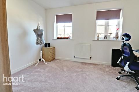 36 Alnwick Way, Grantham, NG31 8UJ