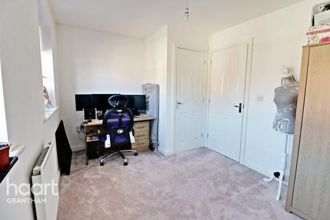 36 Alnwick Way, Grantham, NG31 8UJ