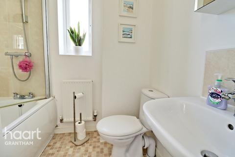 36 Alnwick Way, Grantham, NG31 8UJ