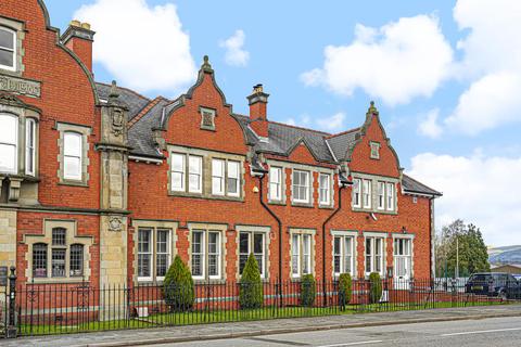 Paradwys Dyffryn Road, Llandrindod Wells, LD1 6AN