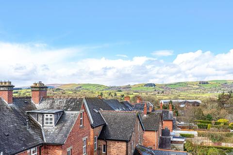 Paradwys Dyffryn Road, Llandrindod Wells, LD1 6AN