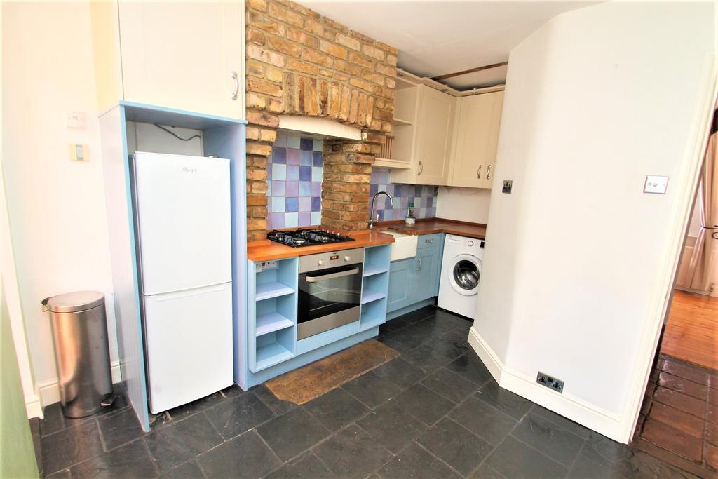 Waldron Road, Harrow on the Hill, HA2 2 bed terraced house £1,475 pcm