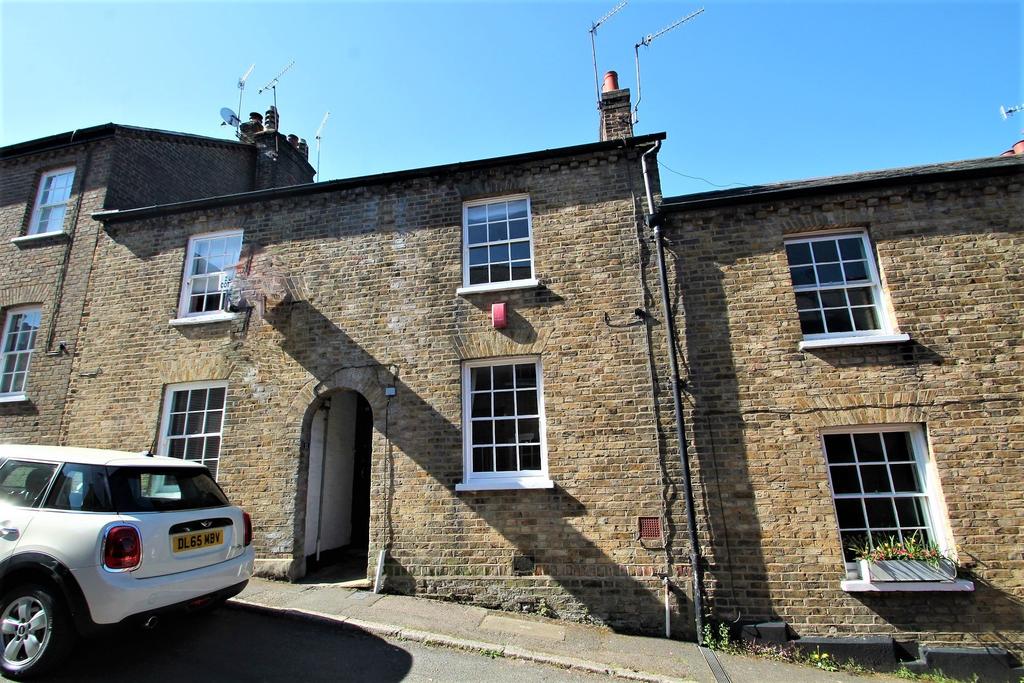 Waldron Road, Harrow on the Hill, HA2 2 bed terraced house £1,475 pcm