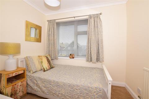 1 Joyes Close, Whitfield, Dover, CT16 3LS