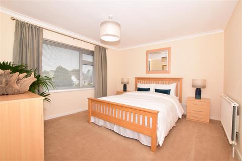 1 Joyes Close, Whitfield, Dover, CT16 3LS